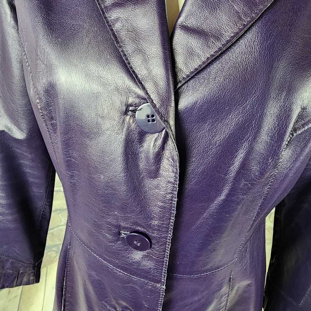 Vintage Danier Leather Button Front Trench Coat Dark Purple Size 6 Whimsigoth - Picture 12 of 16